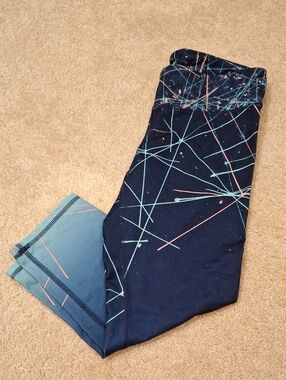 Champion Blue Splatter Print Yoga Capris